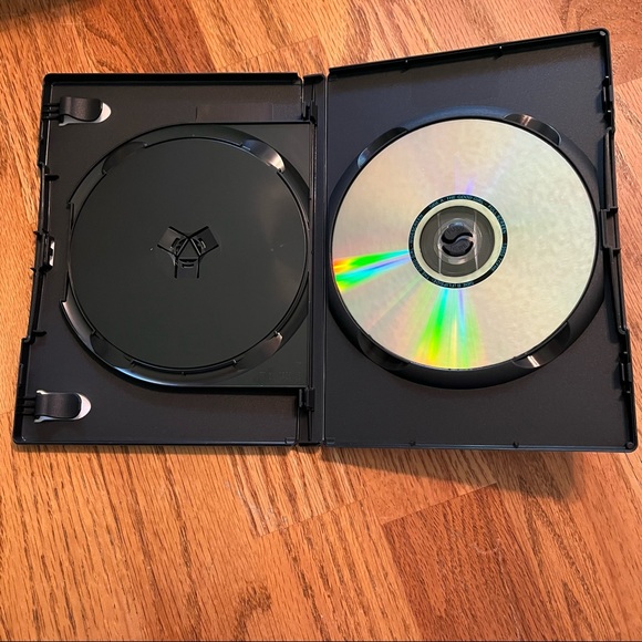 NWT/EUC Set of 4 Comedy & Thriller DVDs (Unfaithful/The Good Girl/Some Like Hot) - Picture 7 of 13